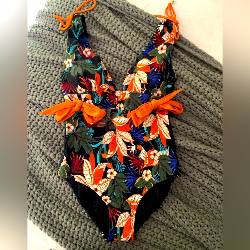 One piece floral swimsuit